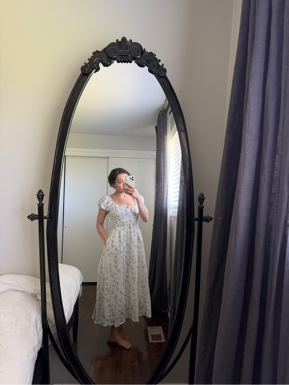 Caramel monster Mia white floral midi dress